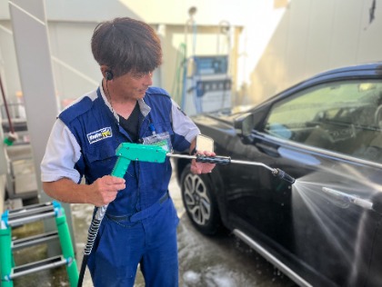洗車もコーティングもお任せください(^^)