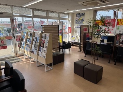 待合室も広々としており、ゆっくりお待ちいただけます。