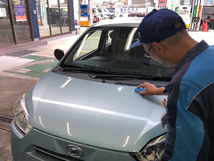 有資格者が丁寧に施工します。