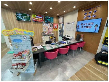 商談カウンターでしっかりとお客様のお悩みなどをお聞き致します。