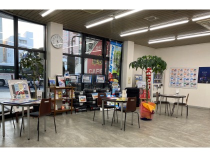 店内でもお待ち頂けます！