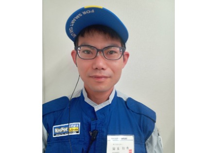 洗車担当の岡東です。洗車・コーティングのことならお任せください！