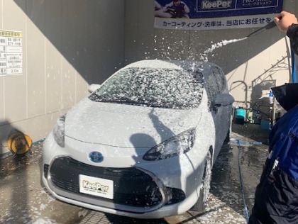 泡を掛け手洗いします。
