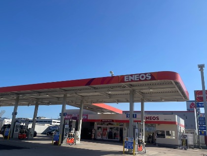 近くにゆめタウンなどの商業施設もあります