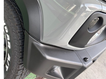 樹脂部分も黒々